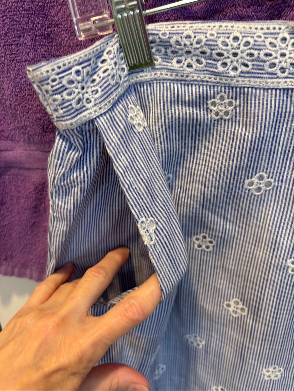 NWT Romeo & Juliet Couture Blue Striped Eyelet Wide-Leg Pants - Picture 3 of 7